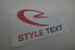 スタイリッシュなロゴデザインを2トーンカラーでシンプルに加工した、ジェットシートの作品実績。