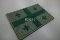 オリーブ色の生地に単色で十字マークを5つ刺繡した、オリジナル刺繡ワッペンの制作実績。