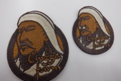 チンギスハンをモチーフにした横顔を大きく刺繡したオリジナル刺繡ワッペンの制作実績。