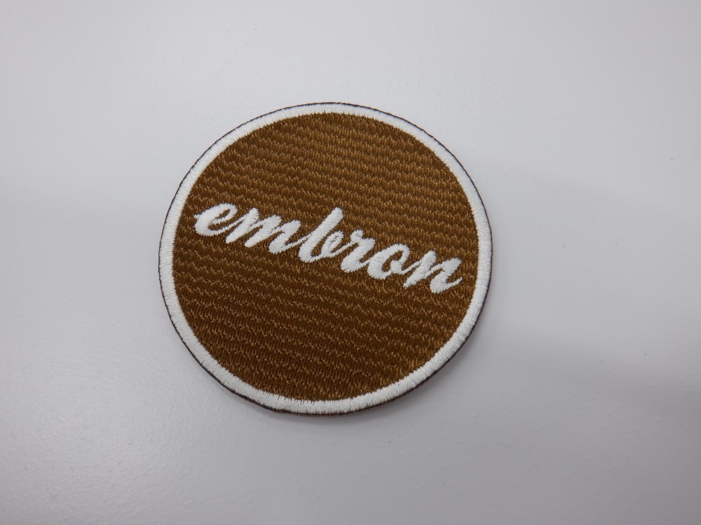 刺繍ワッペン生地:Pエンブロン(82015こげ茶)