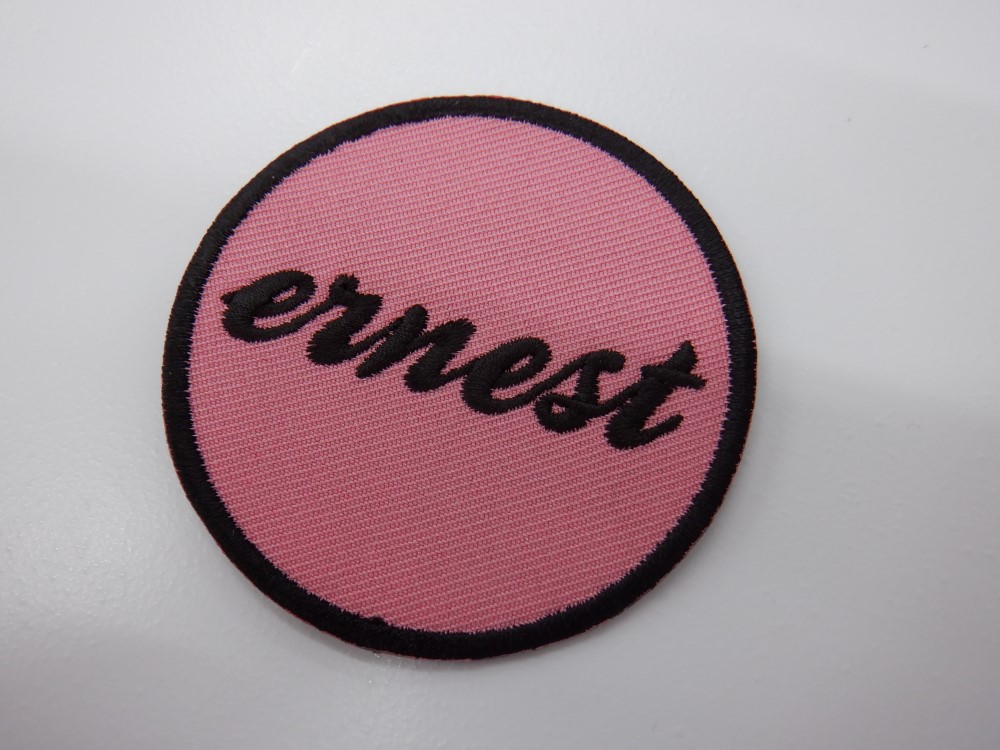 刺繍ワッペン生地:アーネストツイル(6梅紫)