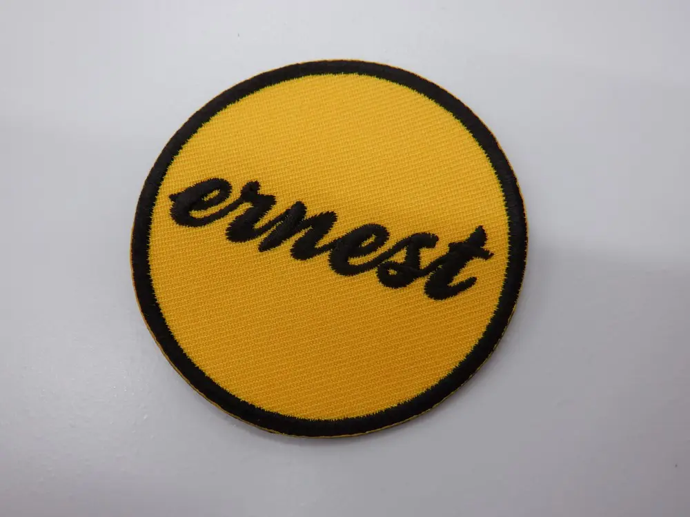 刺繍ワッペン生地：アーネストツイル（16山吹）