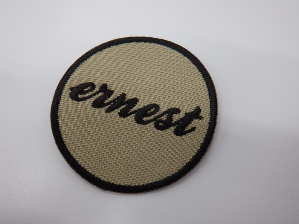 刺繍ワッペン生地:アーネストツイル(19グレイベージュ)