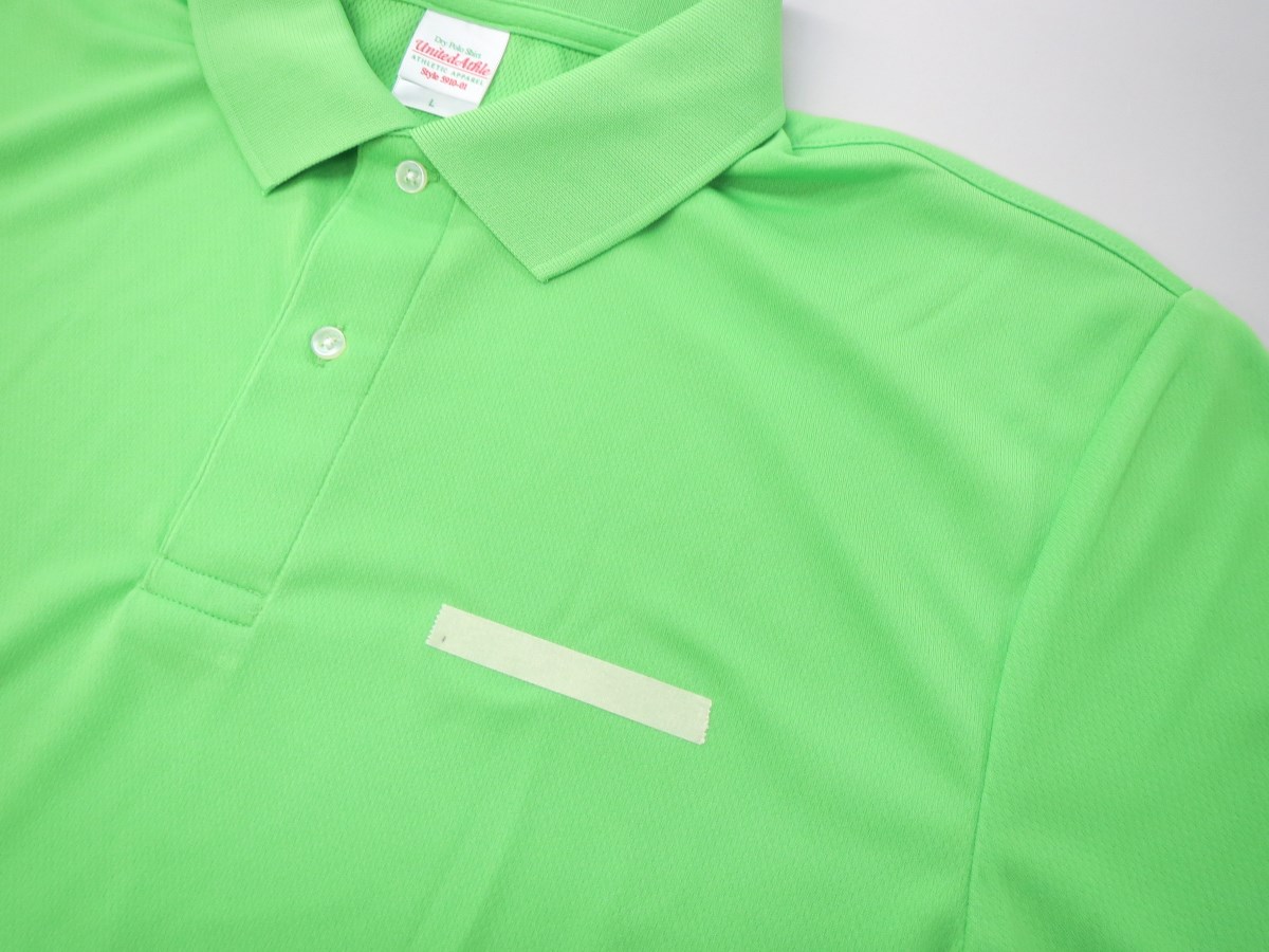 刺繍等の加工のご希望位置をマスキングテープでご指示を頂く際の参考例。