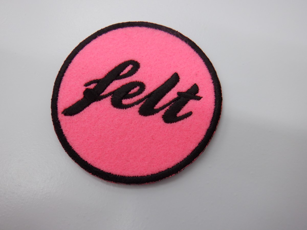 刺繍ワッペン生地:サンフェロンフェルト(108ローズ)