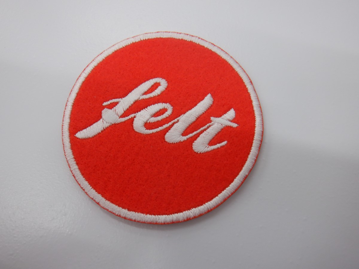 刺繍ワッペン生地:サンフェロンフェルト(139朱赤)