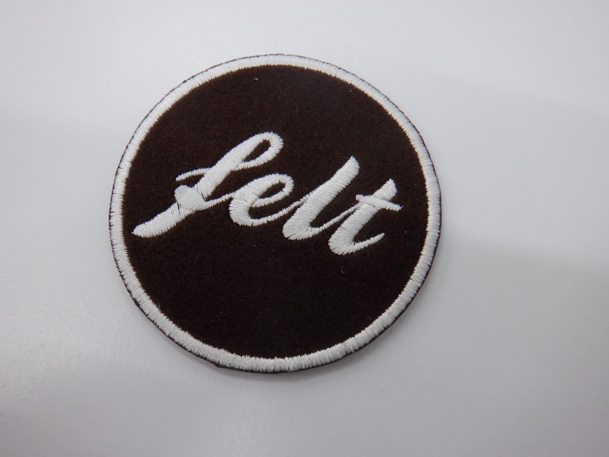 刺繍ワッペン生地:サンフェロンフェルト(229こげ茶)