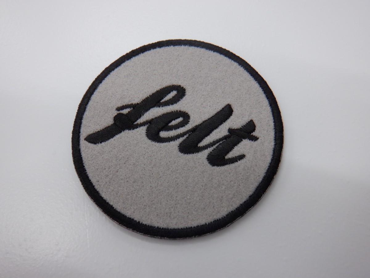 刺繍ワッペン生地:サンフェロンフェルト(771グレー)