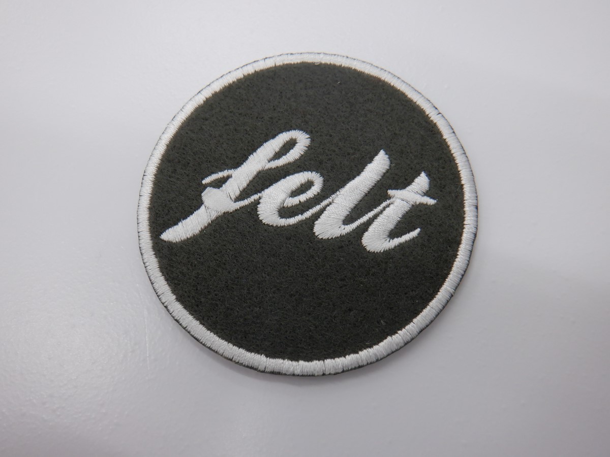 刺繍ワッペン生地:サンフェロンフェルト(781暗グレー)