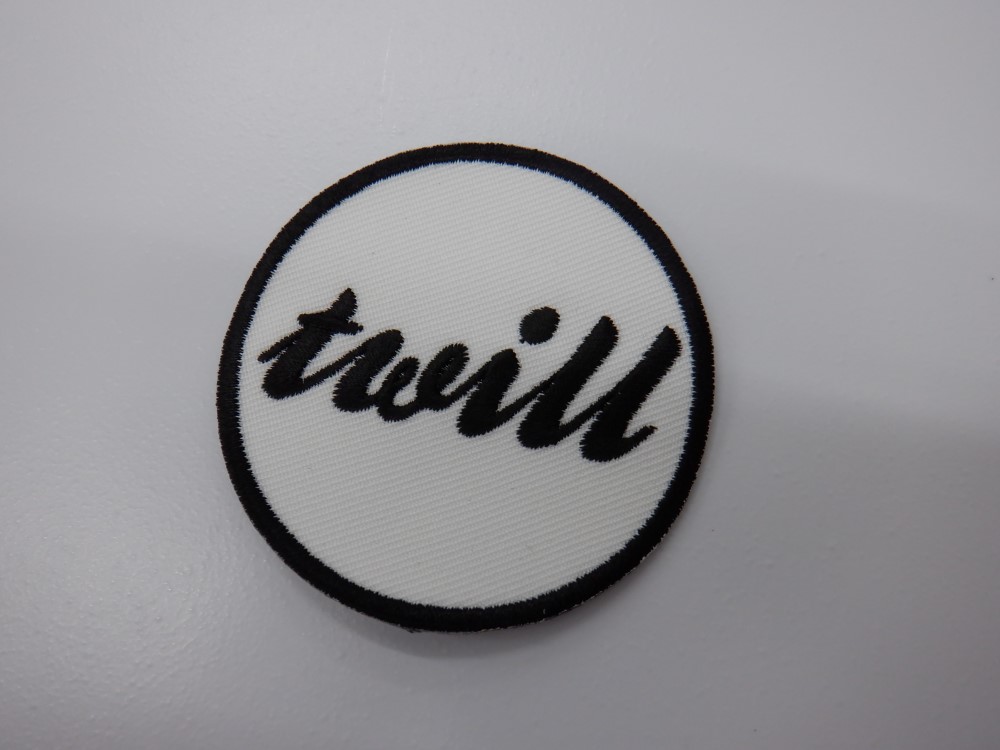 刺繍ワッペン生地:アーバンツイル(生成り)