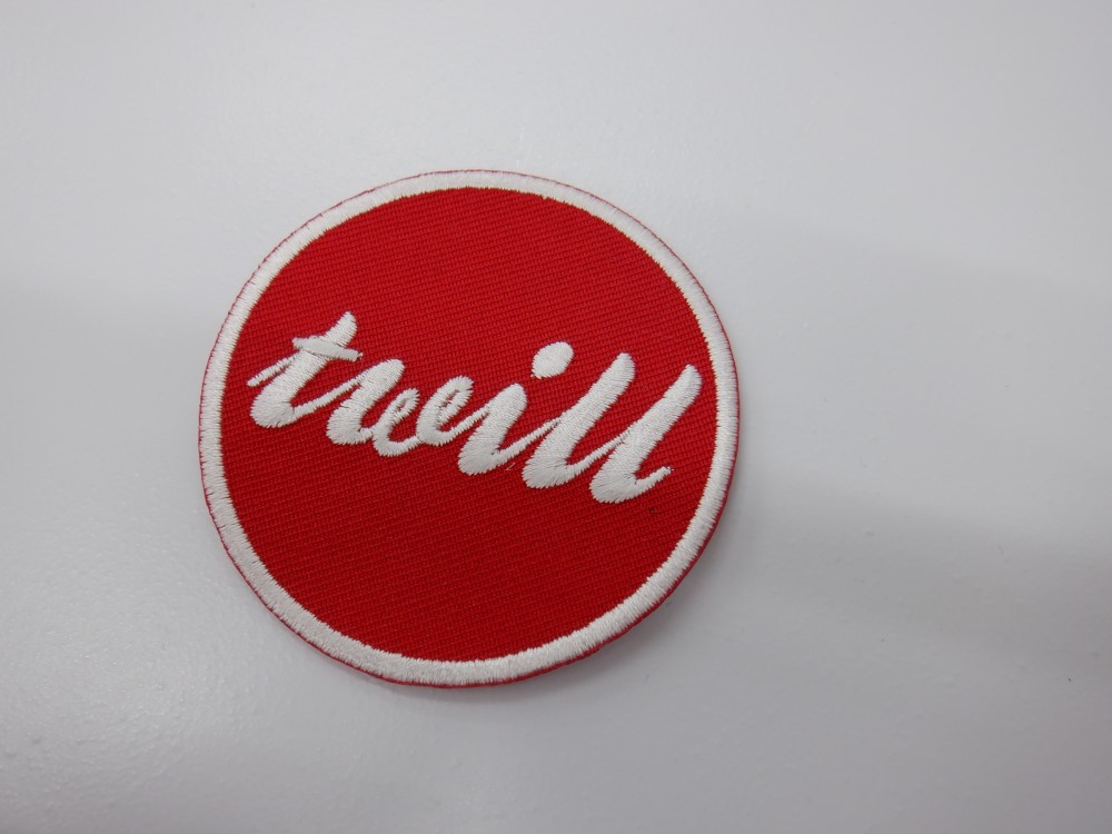 刺繍ワッペン生地:アーバンツイル(G-26レッド)