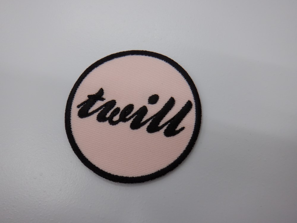 刺繍ワッペン生地:アーバンツイル(S-15パステルピンク)