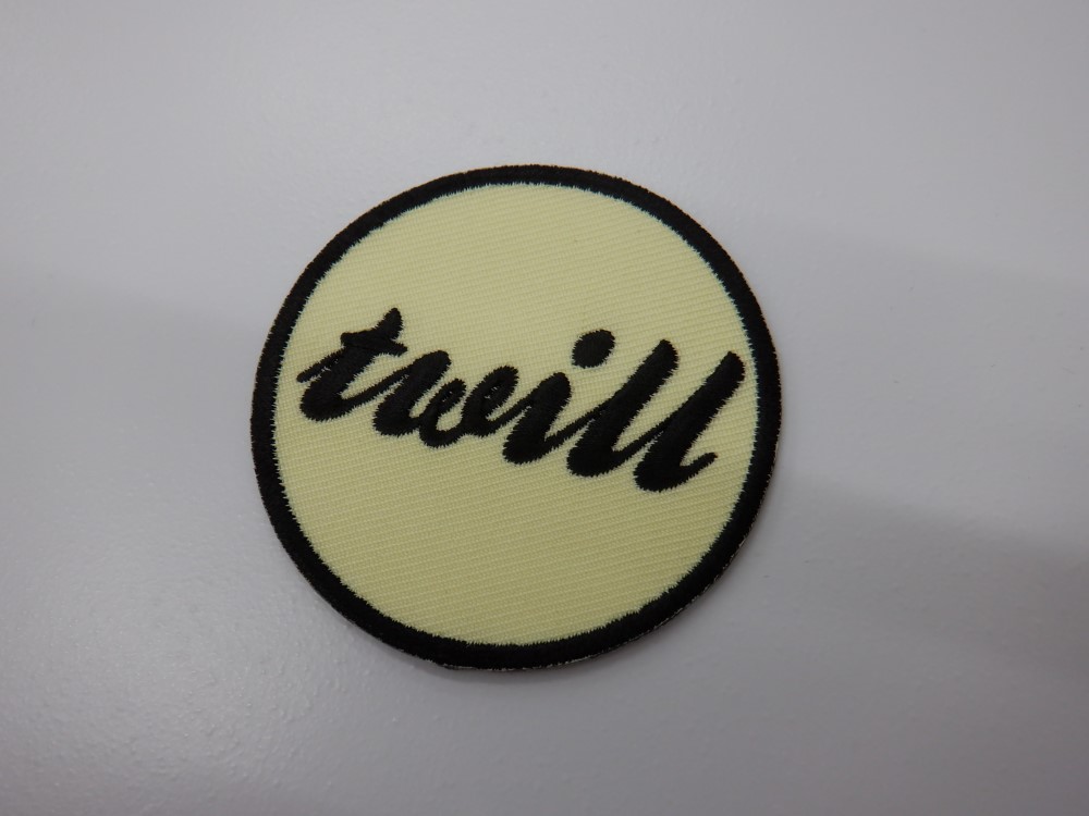 刺繍ワッペン生地:アーバンツイル(S-16パステルイエロー)