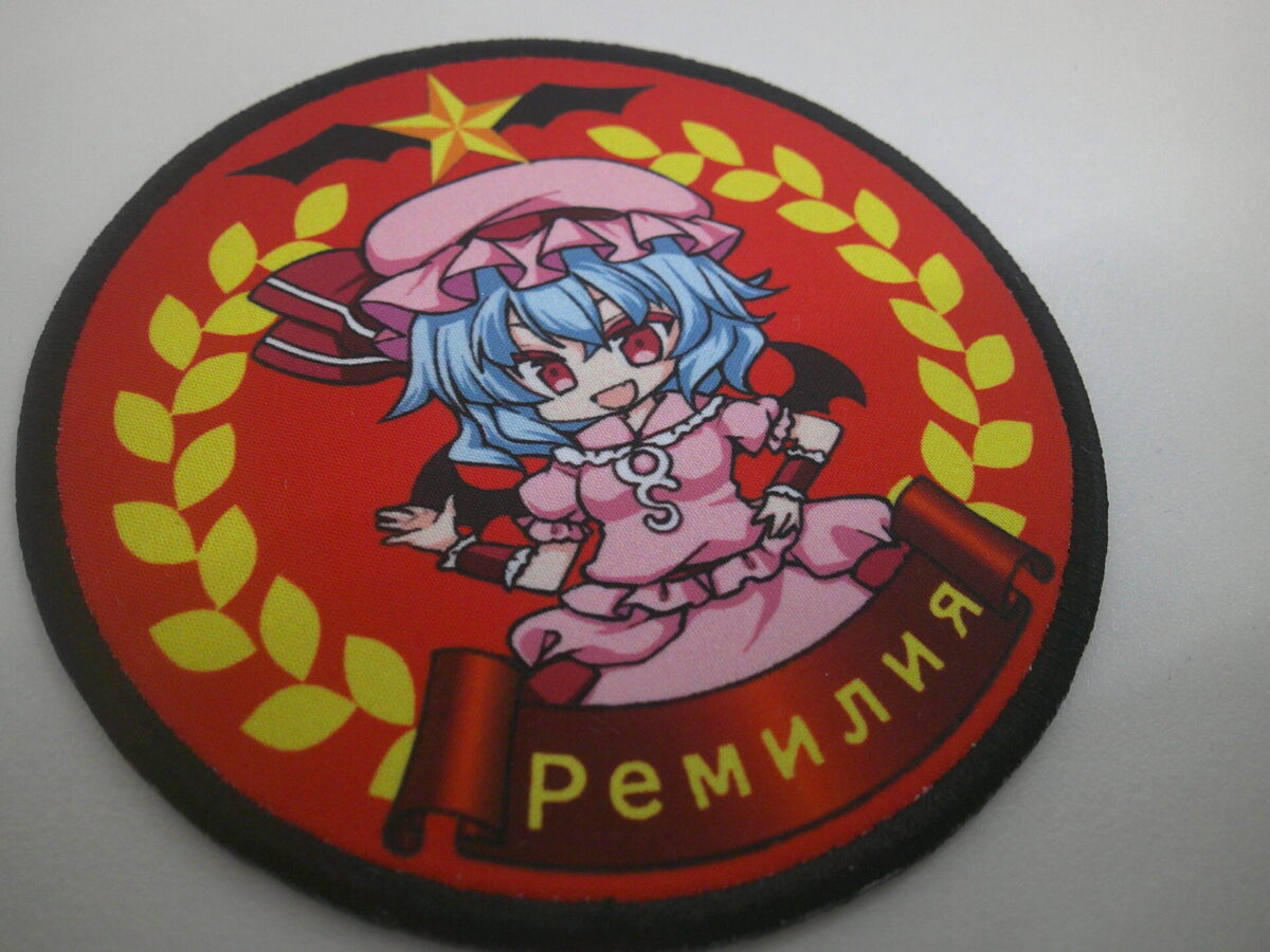 かわいい女の子のキャラクターデザインの円形のオリジナルプリントワッペンの制作実績。